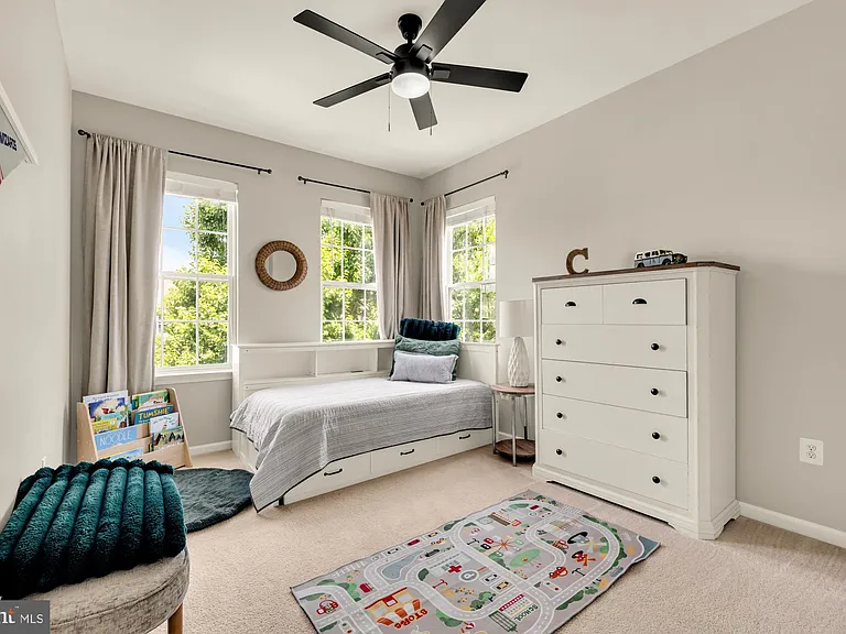 6747 Applemint Ln — Photo 32