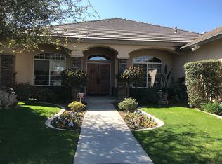 11905 Dell Rapids Ct, Bakersfield, CA 93312