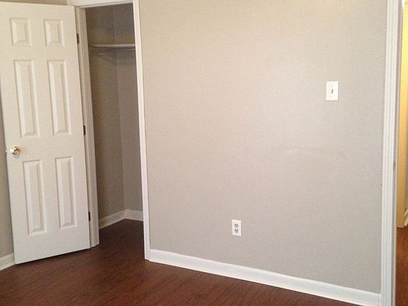 4th image of 204 Loire Ave APT B