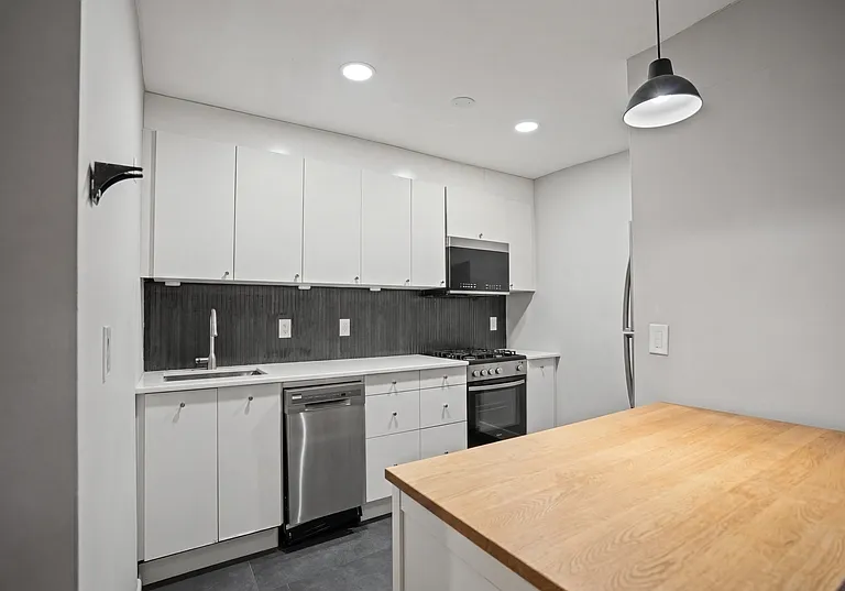 204 Woodcliff Ave #4C — Photo 5