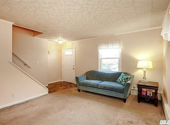 4th image of 268 Lenox Dr