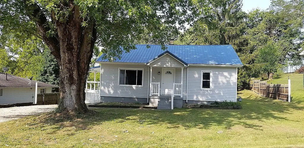 4619 New Garden Ave photo 1