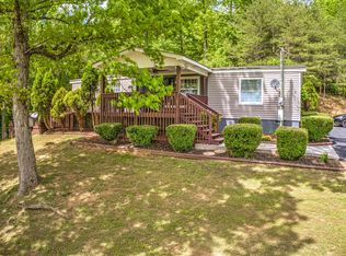 682 Cane Creek Rd, Rocky Top, TN 37769