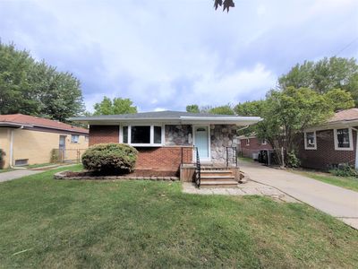 19623 Parkside St, Saint Clair Shores, MI, 48080