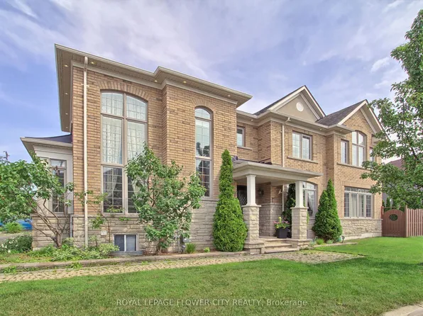 124 Playfair Ter, Milton, ON L9T 4V1
