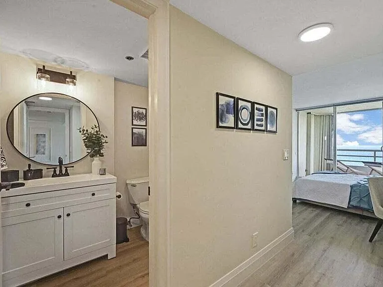 4201 N Ocean Blvd #1605 — Photo 24