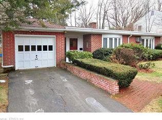 139 Haynes Rd, West Hartford, CT 06117