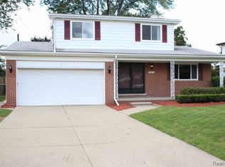 36647 Jackman Dr, Sterling Heights, MI 48312