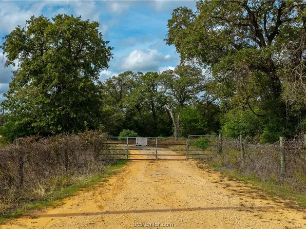 9675 Private Road 1014 Rd, Rockdale, TX 76567