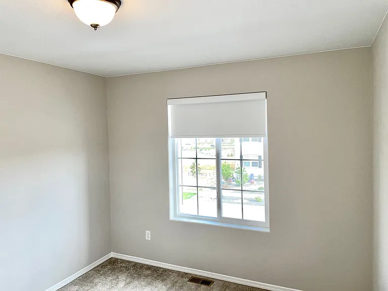 5758 Griffin Dr — Photo 23