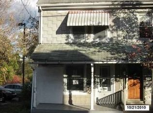 17 N Cedar St, Lititz, PA 17543