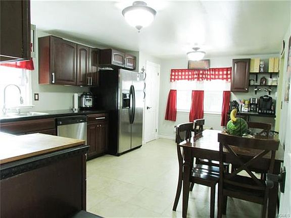 5th image of 139 N Fostertown Dr