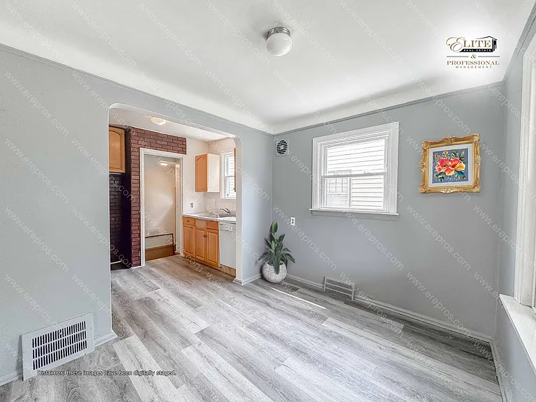 9134 Winthrop St — Photo 6