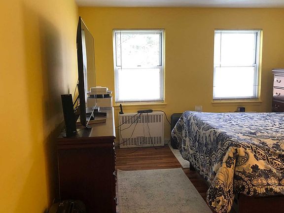 5th image of 324 Post Ave APT 6B