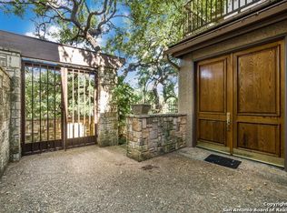 8000 Donore Pl, San Antonio, TX 78229