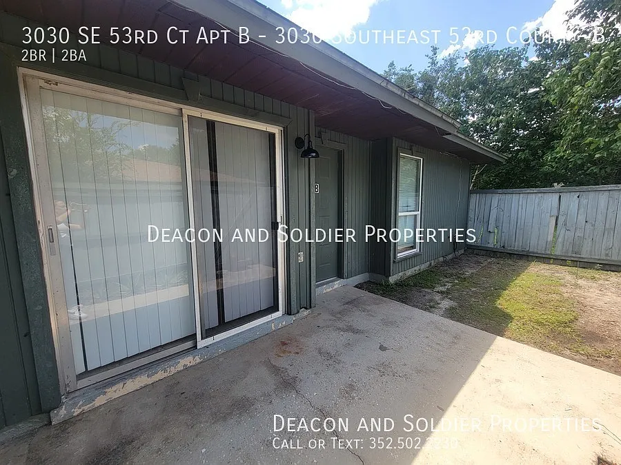 3030 SE 53rd Ct #B