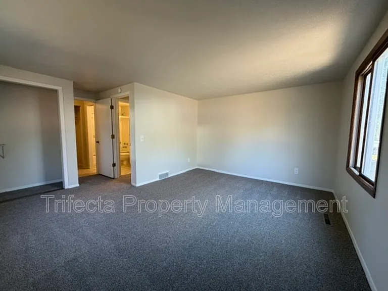 3313 Dunbar Ave — Photo 11