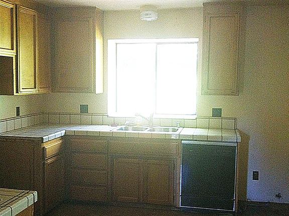 5th image of 970 Sunray Ln
