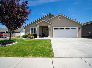 4550 Barbera St, Richland, WA 99352