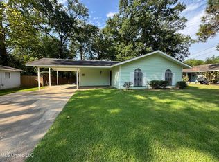 255 Camero Dr, Jackson, MS 39206
