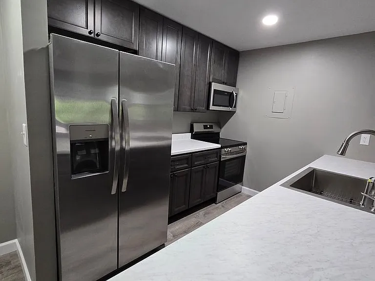 103 Diego Ct — Photo 2