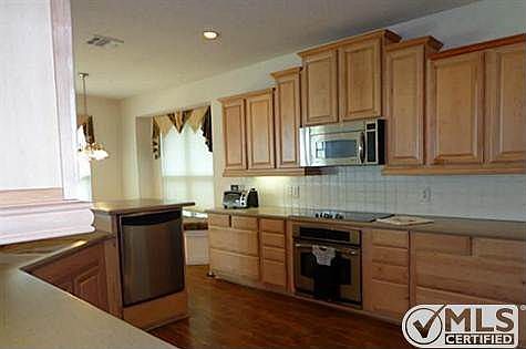 2nd image of 205 Bluefinch Dr