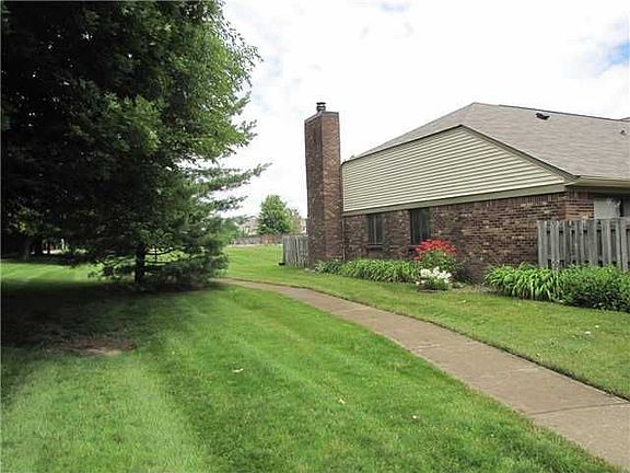 2nd image of 5954 Deerwood Ct