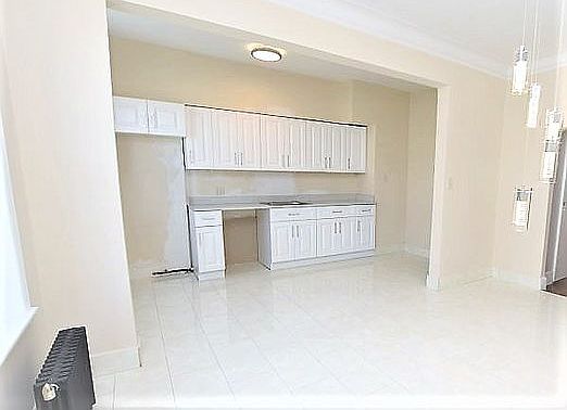 3rd image of 3613 30th Ave #2