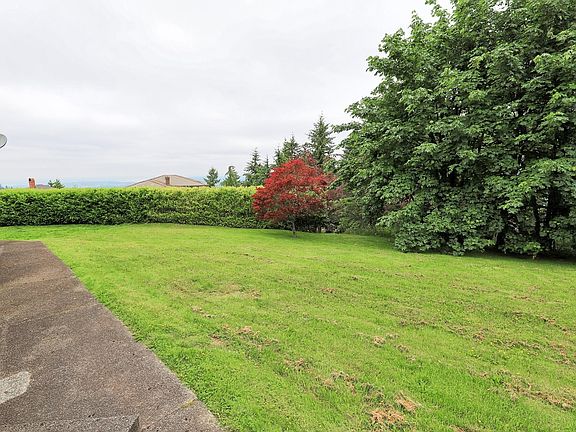 3rd image of 17131 SE Cougar Mountain Dr