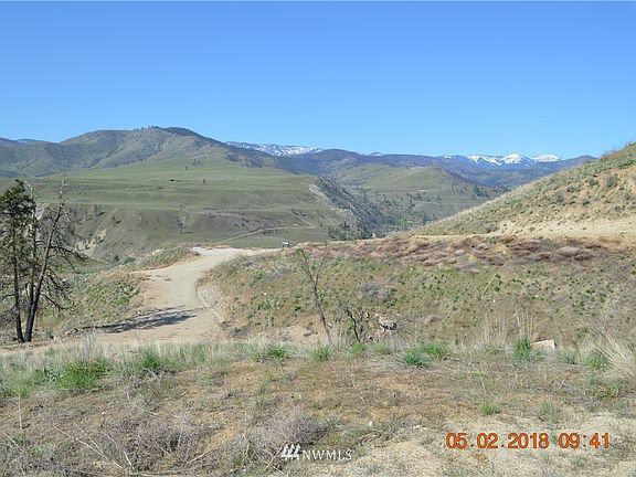 2nd image of 1 Vista Bend