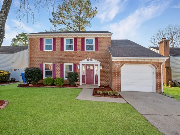 1572 Dylan Dr, Virginia Beach, VA 23464