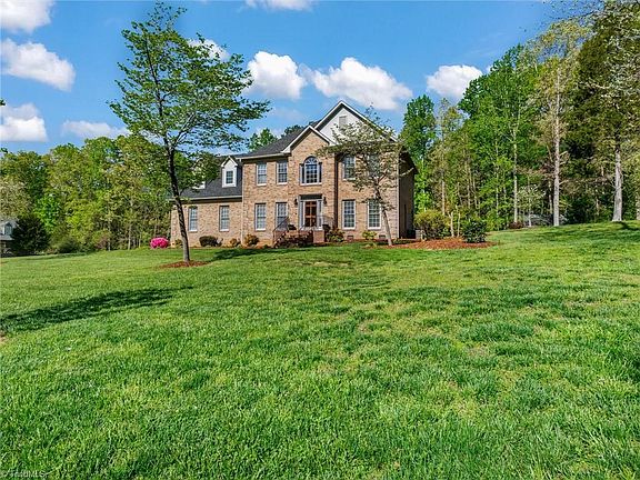 3rd image of 5704 Southstone Dr