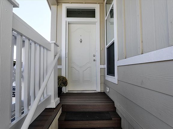 5th image of 325 Sylvan Ave Spc 18