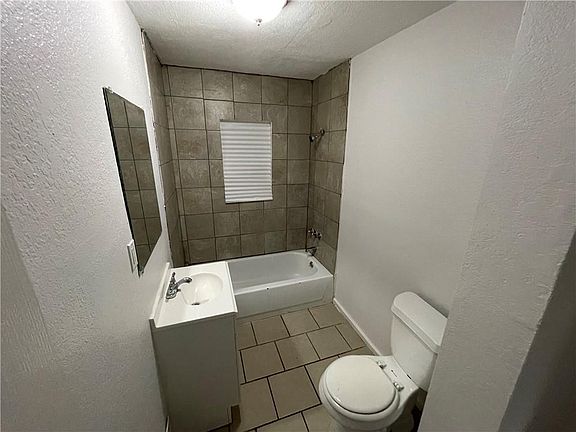 4th image of 3820 E 69th Ter