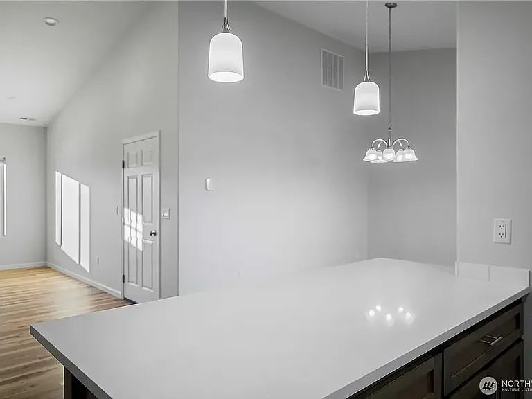 H - 101 Grant — Photo 9