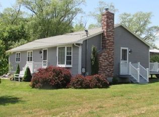 44 School St, Rowley, MA 01969