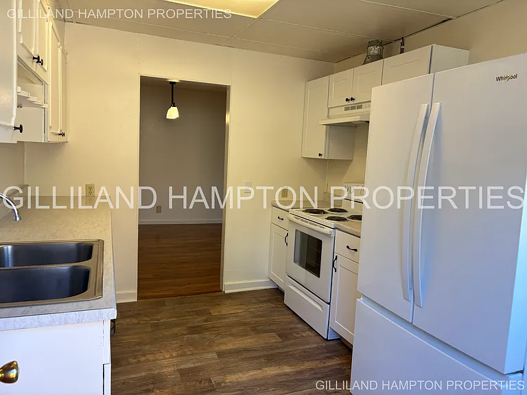 725 SW 7th St — Photo 13