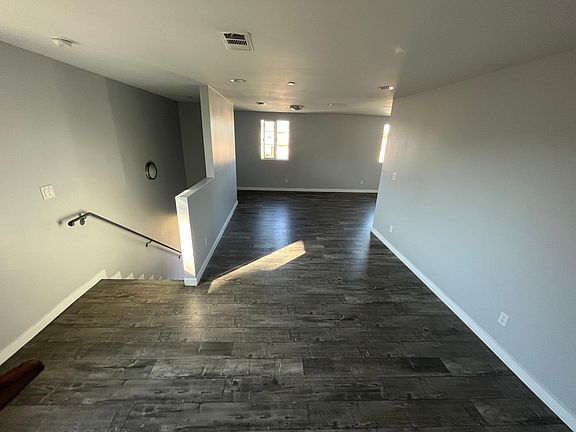 3rd image of 9404 Pace Ave #1/2