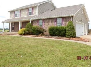 261 Seven Mile Ferry Rd, Cunningham, TN 37052