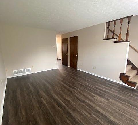 2nd image of 2932 Sawdust Ln