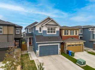 34 S Belmont Cres SW, Calgary, AB T2X4N5