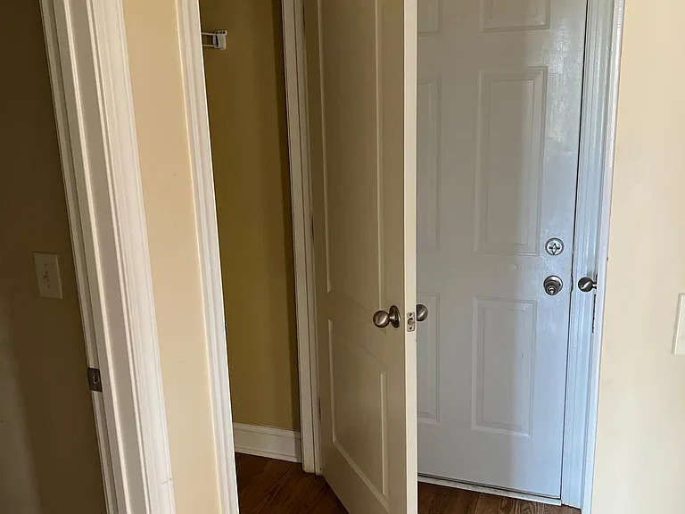 109 Fieldcrest Cir — Photo 30