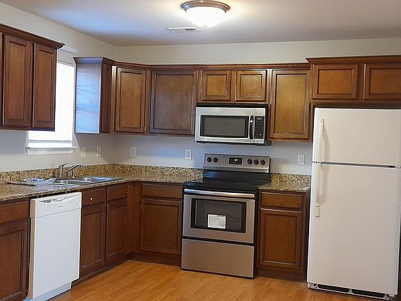 2nd image of 1491-1499 Shelby Cir #1497