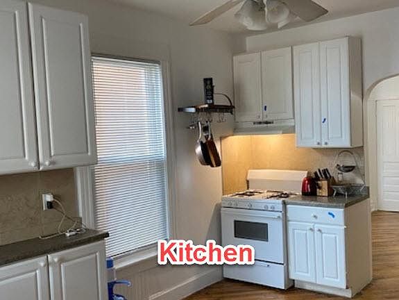 2nd image of 2643 N Marshfield Ave #1