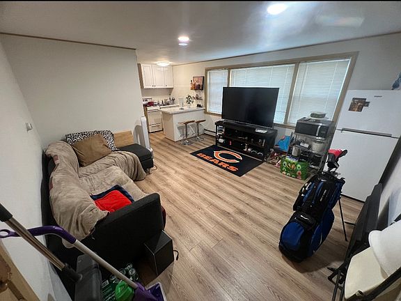 2nd image of 6915 Rosemary Ln #2