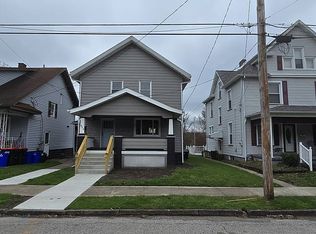 909 W Clayton St, New Castle, PA 16102