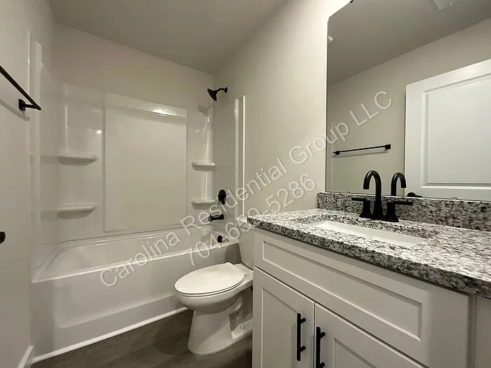 130 18th St NW — Photo 9