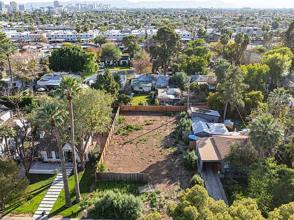 3rd image of 931 W HEATHERBRAE Drive #10