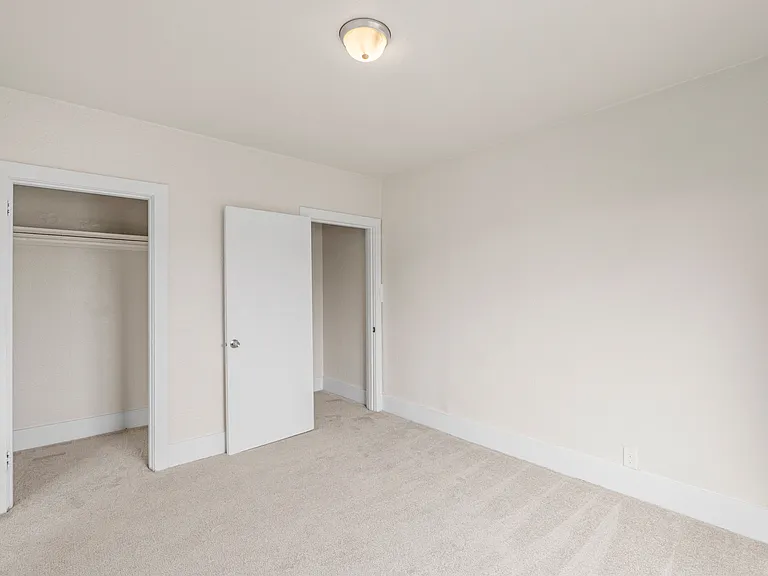215 E 1st St #103 — Photo 11