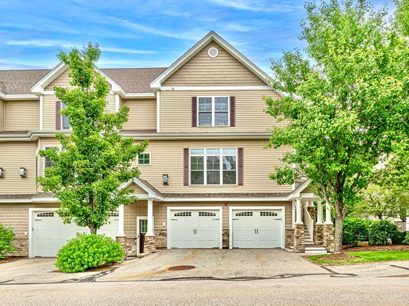 2 Manor Drive #D, Hooksett, NH 03106